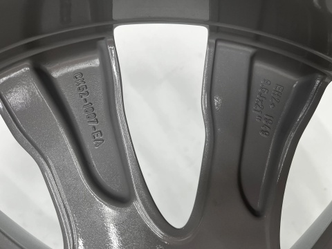 Felga aluminiowa Range Rover IV L405 12-21r. NOWA felga r21 cal 9,5jx21 ET49 5x120 oryginalna pojedyncza lr098798 ck52-1007-ea