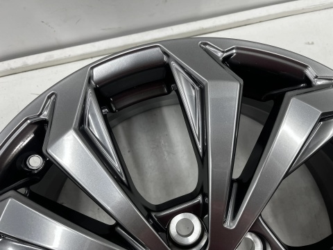 Felga aluminiowa Toyota Rav4 C-HR NOWA felga r18 cal 7jx18 ET30 5x114,3 oryginalna pojedyncza 4261a-42160