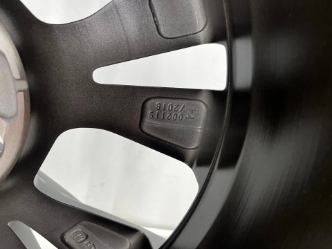 Felga aluminiowa Toyota Rav4 C-HR NOWA felga r18 cal 7jx18 ET30 5x114,3 oryginalna pojedyncza 4261a-42160