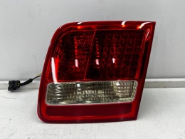 Lampa Audi A8 D3 02-08r. prawa tylna z klapy bagażnika prawy tył EU 4e0945094c