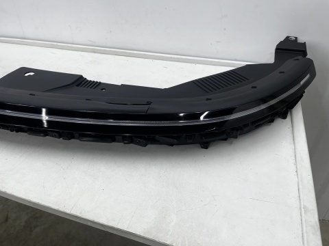 Lampa reflektor Hyundai Kona 2 II 22r.- przednia środkowa blenda FULL LED 92209BE