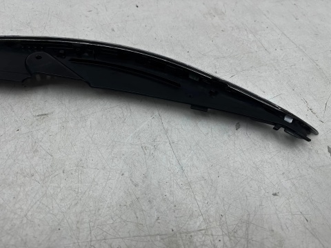 Listwa Vw Passat B8 14-23r. prawa przednia nakładka reflektora Chrom maskownica lampy górna 3g0941120