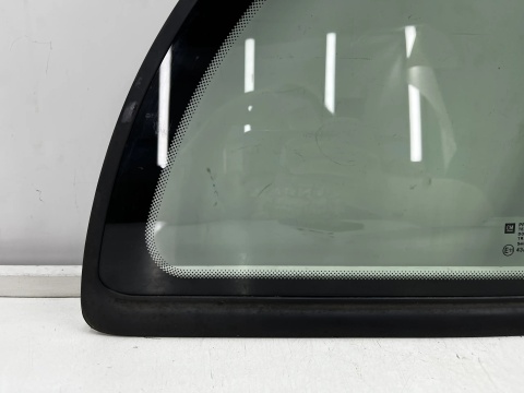 Szyba boczna Opel Meriva A 03-10r. prawa tylna karoseryjna prawy tył oryginalna