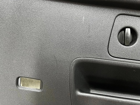 Tapicerka Audi Q8 e-tron Q8 18r.- boczek osłona poszycie klapy bagażnika 4ke867973