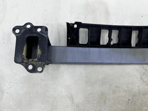 Belka zderzaka Opel Meriva A 03-10r. przednie wzmocnienie pasa ślizg przód 93368357