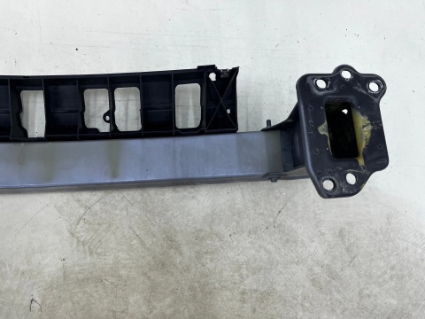 Belka zderzaka Opel Meriva A 03-10r. przednie wzmocnienie pasa ślizg przód 93368357