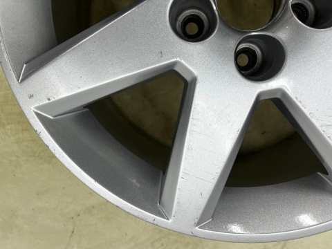 Felga aluminiowa Cadillac BLS Saab 9-3 II 05-10r. r17 cali 7,5jx17 ET41 5x110 CH65,1 pojedyncza oryginalna 12772441