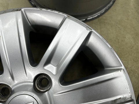 Felgi aluminiowe Mitsubishi Colt VI 6 Z30 04-12r. r15 cali 6jx15 ET46 4x114,3 CH67 felgi oryginalne KOMPLET 4250a756