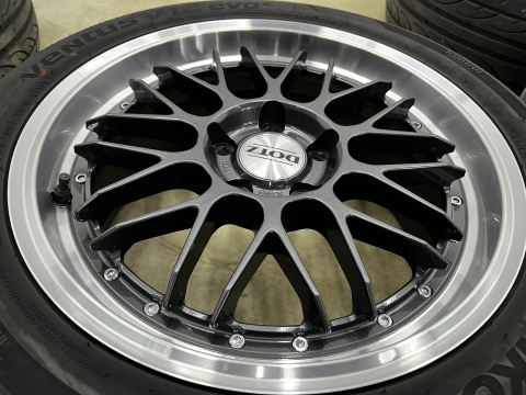 Felgi aluminiowe VW Volkswagen Audi Seat Skoda r17 cali 7,5jx17 ET48 5x112 DOTZ REVVO DARK polerowany rant KOMPLET z oponami