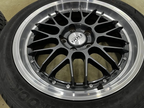 Felgi aluminiowe VW Volkswagen Audi Seat Skoda r17 cali 7,5jx17 ET48 5x112 DOTZ REVVO DARK polerowany rant KOMPLET z oponami