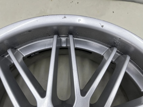 Felgi aluminiowe VW Volkswagen Audi Seat Skoda r19 cali 8,5jx19 ET45 5x112 CH70 felgi z rantem KOMPLET Aluett z12