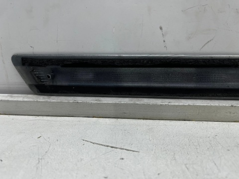 Listwa Audi A3 8P Sportback 5d 03-13r. lewa tylna ŚRODKOWA nakładka drzwi boczna lewy tył 8p4853963a