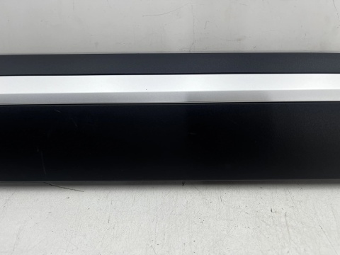 Listwa MG ZS II 24r.- prawa przednia dolna nakładka drzwi bocznych prawy przód 11410356