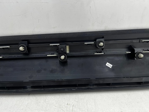 Listwa MG ZS II 24r.- prawa przednia dolna nakładka drzwi bocznych prawy przód 11410356
