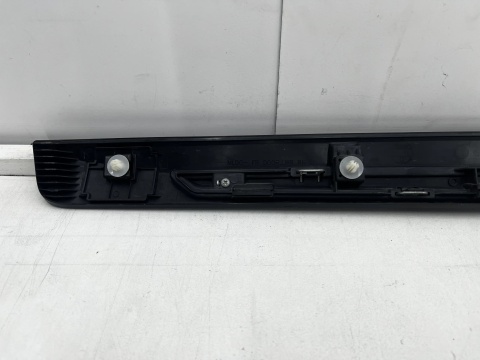 Listwa Nissan X-Trail T32 LIFT 17-22r. prawa przednia DOLNA nakładka drzwi CHROM prawy przód 808766fr0a