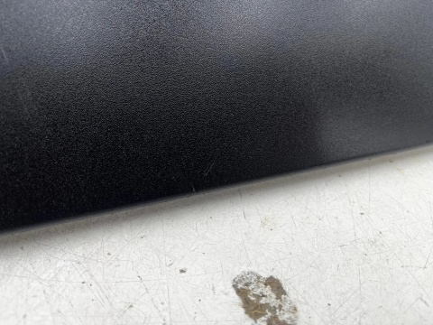 Listwa Opel Crossland Opel Crossland X 17-24r. lewa tylna dolna nakładka drzwi lewy tył 13482100