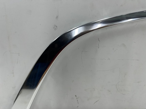 Listwa Volvo V60 II KOMBI 18r.- prawa tylna boczna nakładka karoseryjna ozdobna obramówka szyby CHROM 5901206aa