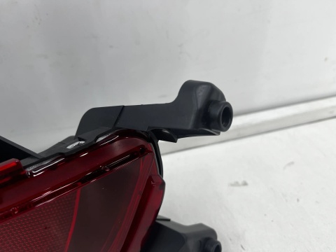 Odblask Mazda CX-3 14-21r. NOWY lewy tylny odblask zderzaka oryginalne światło odblaskowe lewy tył d10e-515m0