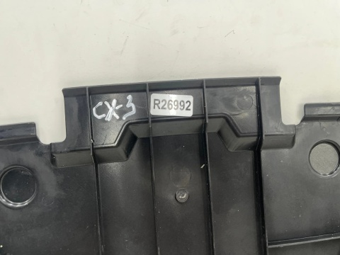 Osłona pod zderzak Mazda CX-3 CX3 14-21r. przednia płyta dolna podwozia pod silnik d10j56112
