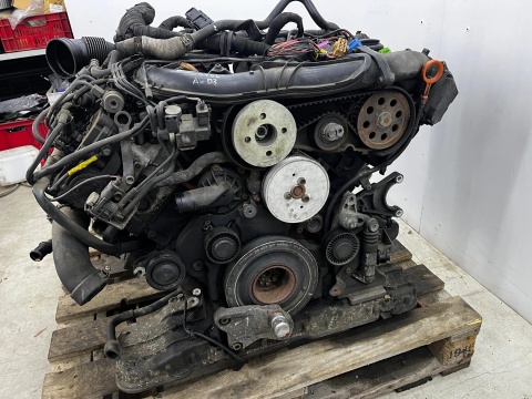 Silnik Audi A8 D3 A4 B7 A6 C6 Q7 4L 02-15r. 3.0 TDI V6 Diesel 233km kod ASB KOMPLETNY z wtryskami turbiną