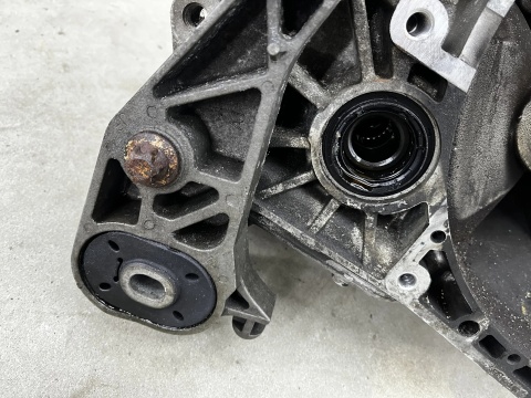 Skrzynia biegów Opel Meriva A 03-10r. 1.4 benzyna manualna 5 biegów kod f13