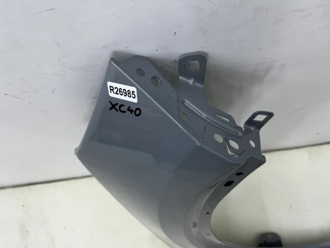 Błotnik Volvo XC40 17r.- prawy przedni prawy przód 31457584