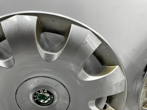 Kołpak Skoda Octavia 2 II 04-13r. 15 cali r15 kołpaki komplet oryginalne 1Z0601147
