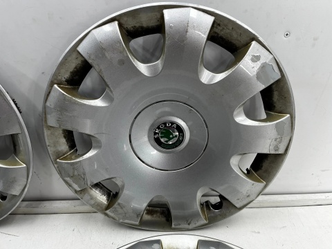 Kołpak Skoda Octavia 2 II 04-13r. 15 cali r15 kołpaki komplet oryginalne 1Z0601147