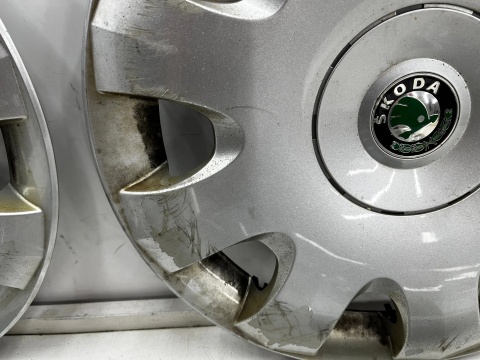 Kołpak Skoda Octavia 2 II 04-13r. 15 cali r15 kołpaki komplet oryginalne 1Z0601147