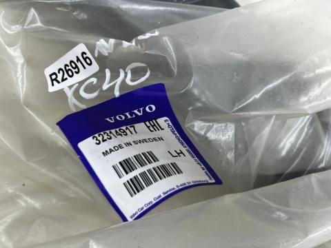 Listwa Volvo XC40 17r.- NOWY LEWY tylny rant nadkola nakładka błotnika strukturalna lewy tył 32314917