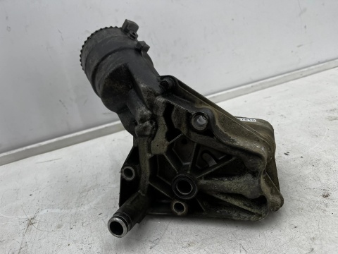 Obudowa filtra oleju Opel Zafira B Astra H Vectra C 04-14r. 1.9 CDTI podstawa 5989070241