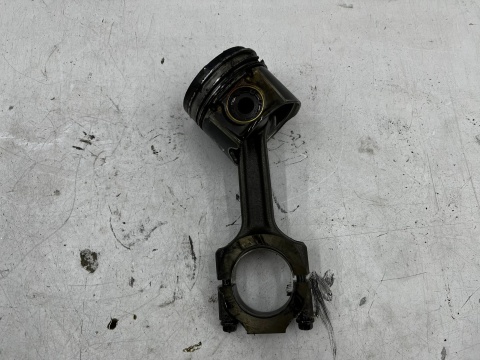 Tłok Korbowód Opel Zafira B Astra H Vectra C 04-14r. 1.9 CDTI nominalne numer bloku 55182303