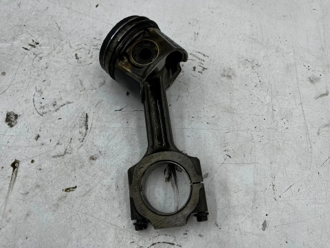 Tłok Korbowód Opel Zafira B Astra H Vectra C 04-14r. 1.9 CDTI nominalne numer bloku 55182303