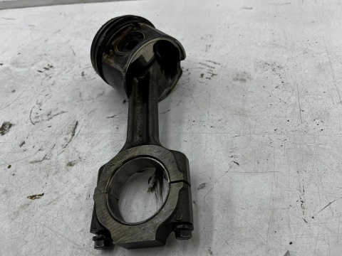 Tłok Korbowód Opel Zafira B Astra H Vectra C 04-14r. 1.9 CDTI nominalne numer bloku 55182303