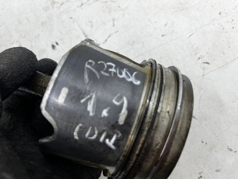 Tłok Korbowód Opel Zafira B Astra H Vectra C 04-14r. 1.9 CDTI nominalne numer bloku 55182303