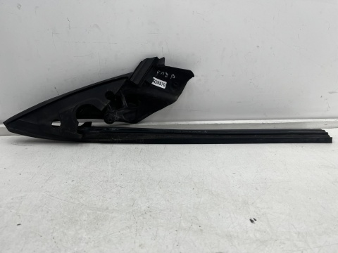 Uszczelka BMW 6 F12 F13 F06 10-18r. prawa przednia górna uszczelka szyby prowadnica szyby prawy przód 7217492