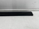 Uszczelka BMW 6 F12 F13 F06 10-18r. prawa przednia górna uszczelka szyby prowadnica szyby prawy przód 7217492