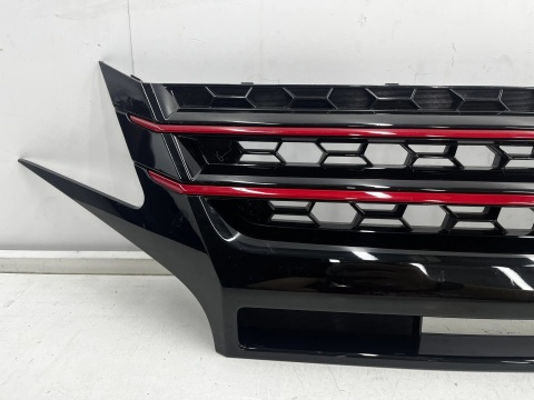 Atrapa Mitsubishi Space Star 19-24r. lift grill przednia maskownica zderzaka 7450b351