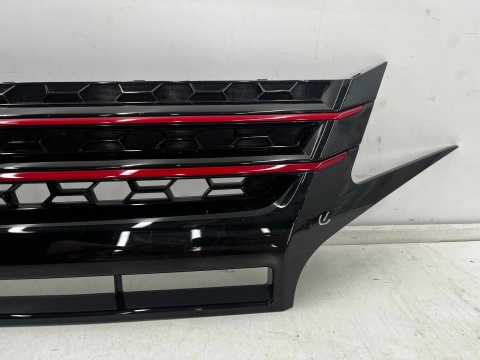 Atrapa Mitsubishi Space Star 19-24r. lift grill przednia maskownica zderzaka 7450b351