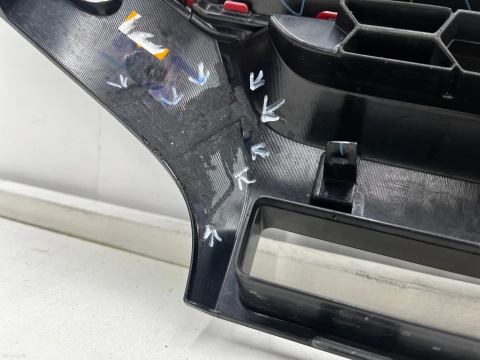 Atrapa Mitsubishi Space Star 19-24r. lift grill przednia maskownica zderzaka 7450b351