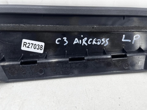 Listwa Citroen C3 Aircross 17-24r. lewa przednia osłona słupka ramki szyby drzwi lewych przednich POŁYSK 39136474