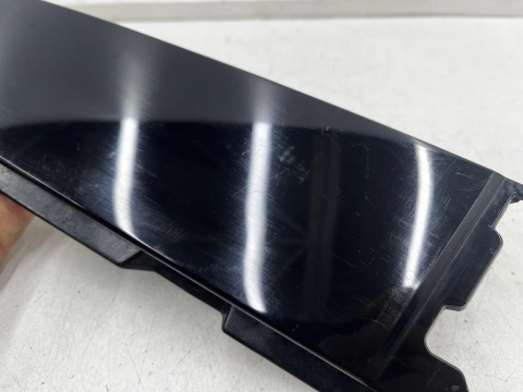 Listwa Citroen C3 Aircross 17-24r. prawa tylna osłona słupka ramki szyby drzwi prawych tylnych POŁYSK 39136477
