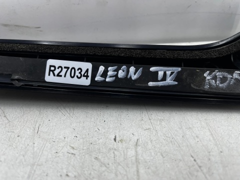 Listwa Seat Leon IV 5F Cupra Leon Kombi 20r.- LEWA nakładka szyby klapy bagażnika spoiler blenda 5fe854871e