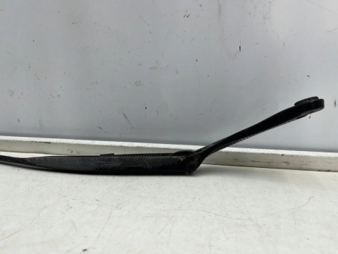 Ramię wycieraczki Renault Laguna 2 II 01-07r. lewa strona kierowcy 80004996