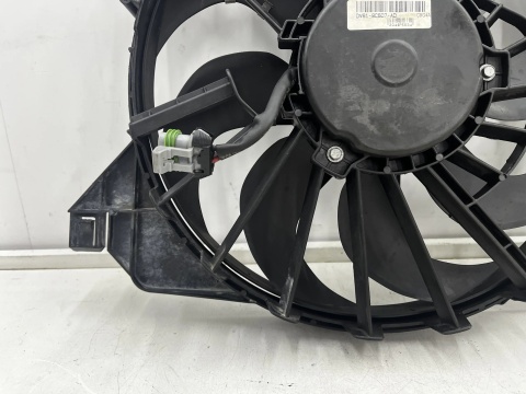 Wentylator chłodnicy Ford C-max MK2 Focus MK3 Connect MK2 10-19r. 1.5 TDCi 1.6 TDCi wiatrak z obudową SPRAWNY dv61-8c607-ad