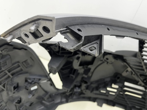 Zderzak przedni Peugeot 308 T10 III 21-25r Przedlift przód 4XPDC 983807478