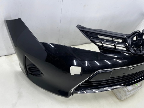 Zderzak przedni Toyota Auris E180 2 II 12-15r. Przedlift przód 52119-02A20