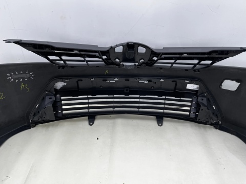 Zderzak przedni Toyota Auris E180 2 II 12-15r. Przedlift przód 52119-02A20