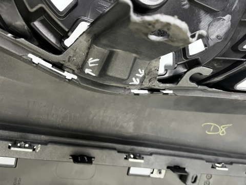 Zderzak przedni Toyota Auris E180 2 II 12-15r. Przedlift przód 52119-02A20