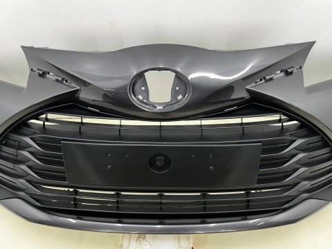 Zderzak przedni Toyota Yaris 3 III 17-20r. Lift przód PDC 52119-0DA40